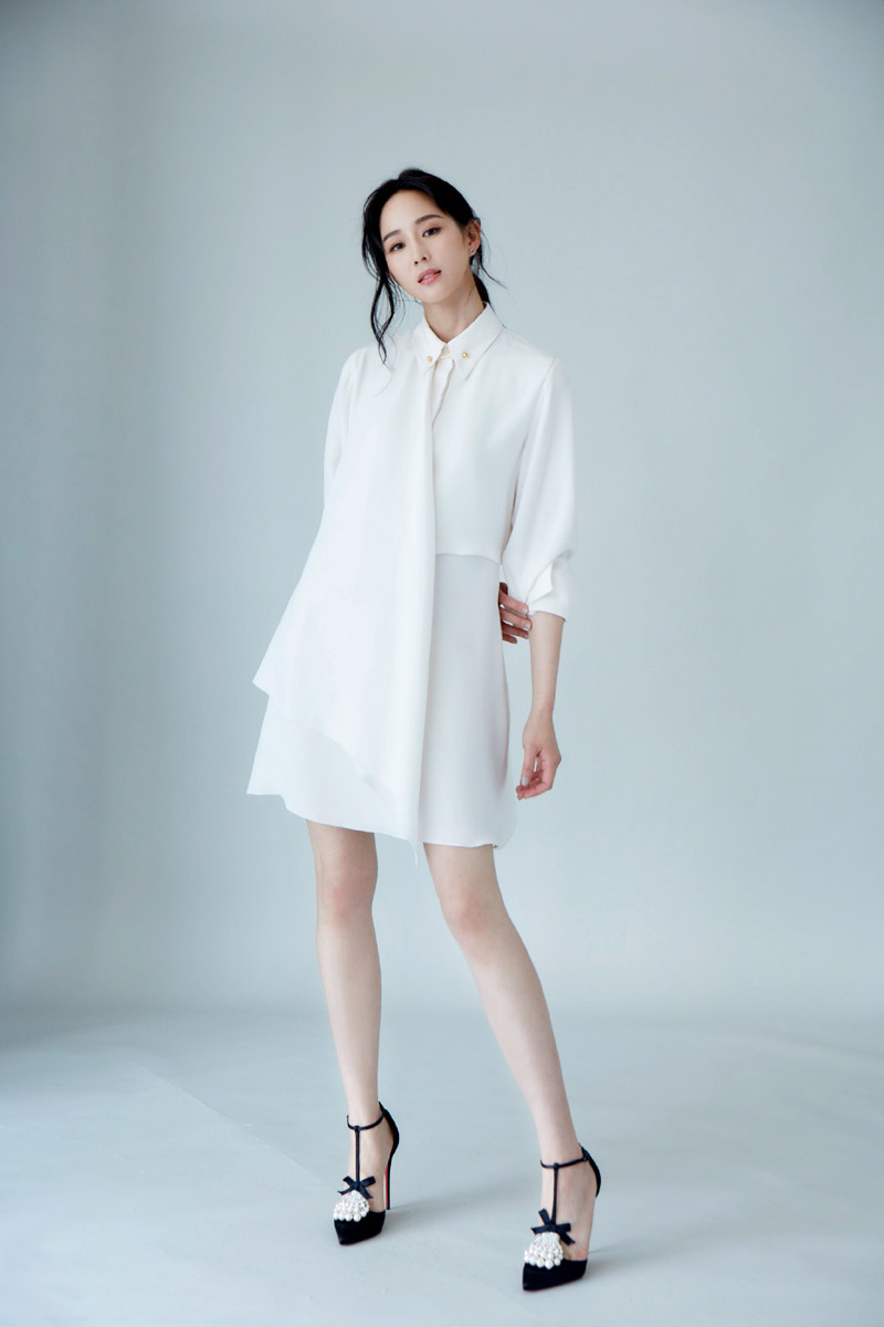 高清中国台湾影视女演员张钧甯时尚性感写真高清桌面壁纸图片