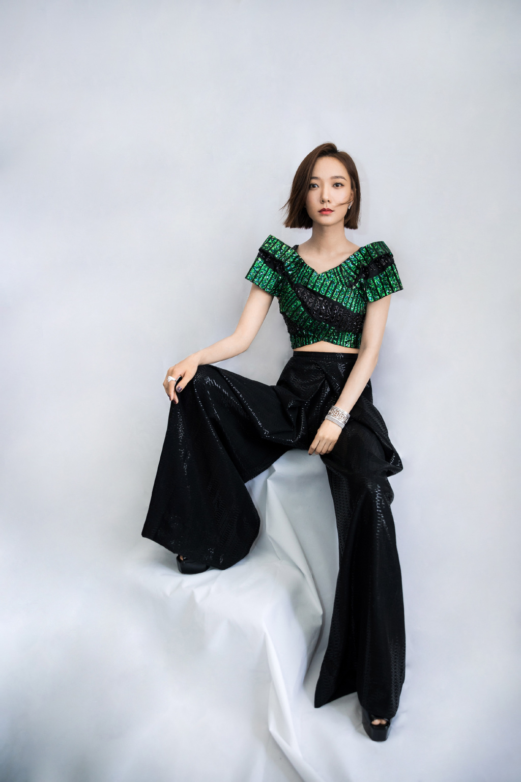 中国内地内蒙古赤峰女演员王珞丹《被光抓走的人》发布会图片图片