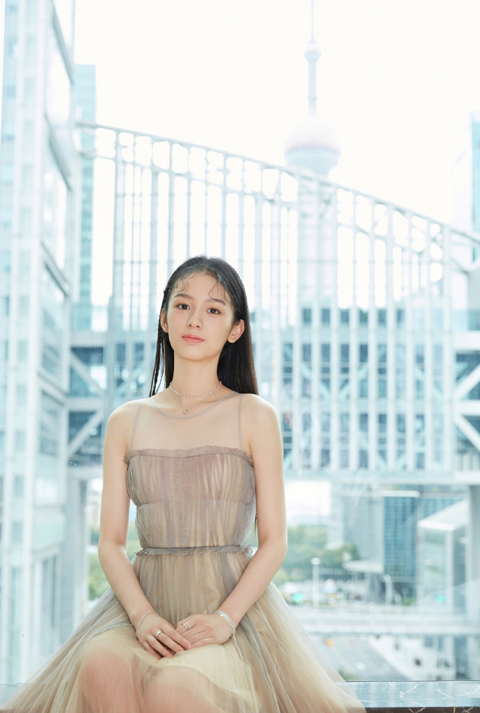 周也唯美品牌活动写真图片图片