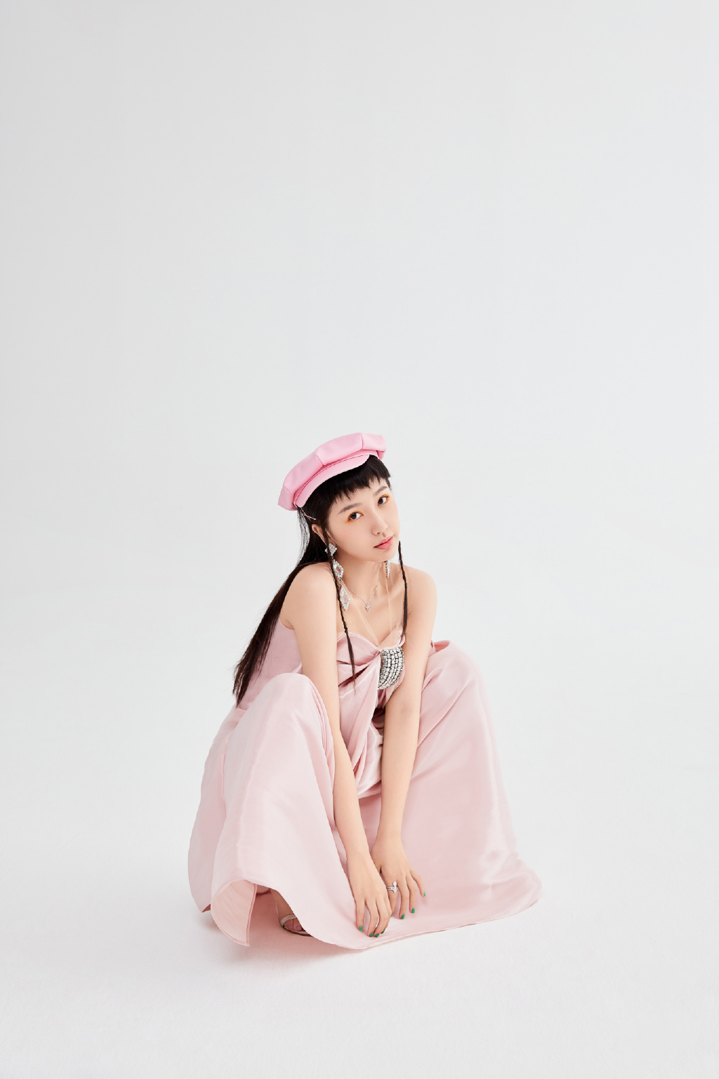 高清中国内地美女虞书欣甜美运动风写真图片图片