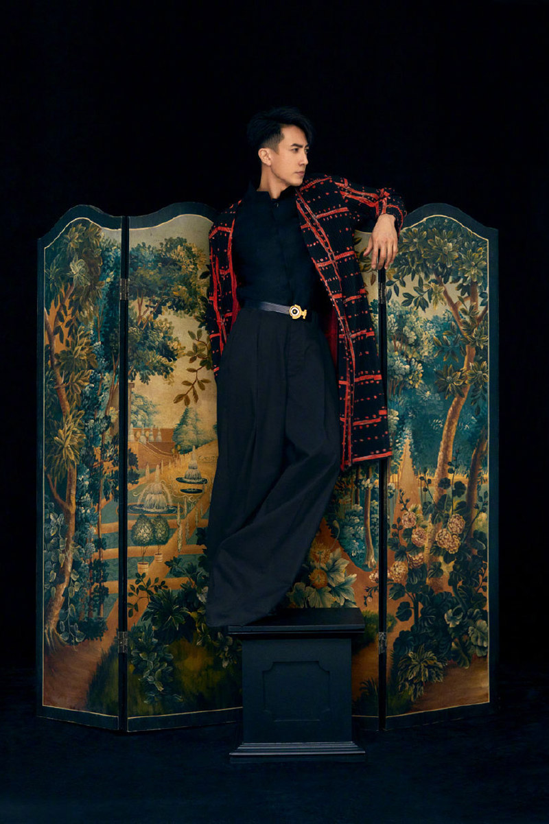 吴尊《这！就是铁甲》发布会现场墨绿西装帅气写真图片图片
