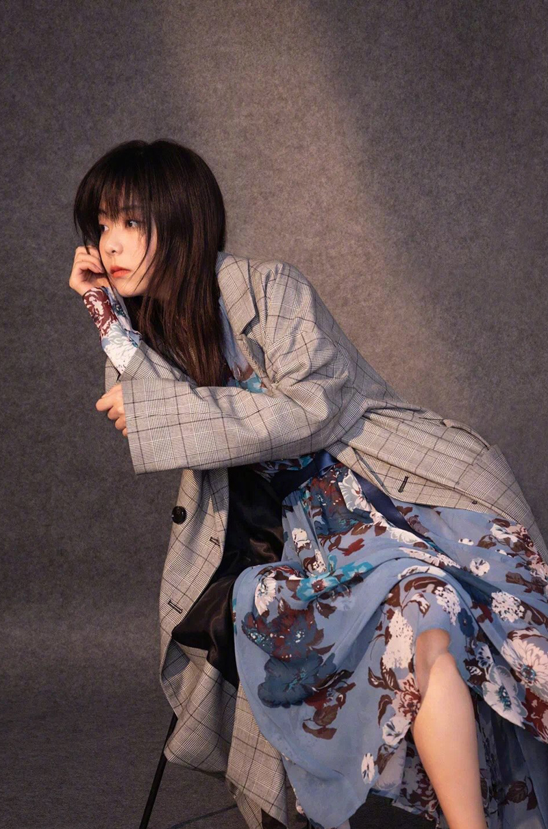 中国内地四川泸州影视女演员可爱女星谭松韵清纯静美写真图片