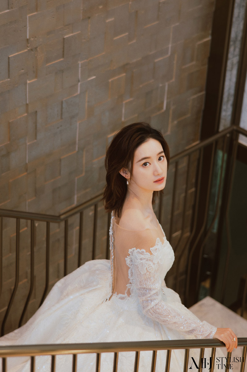 中国内地上海市长宁影视女演员郭晓婷性感优雅写真图片图片