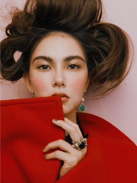 中国台湾女模特昆凌火辣模特明星写真：天王嫂高清美照图片图片