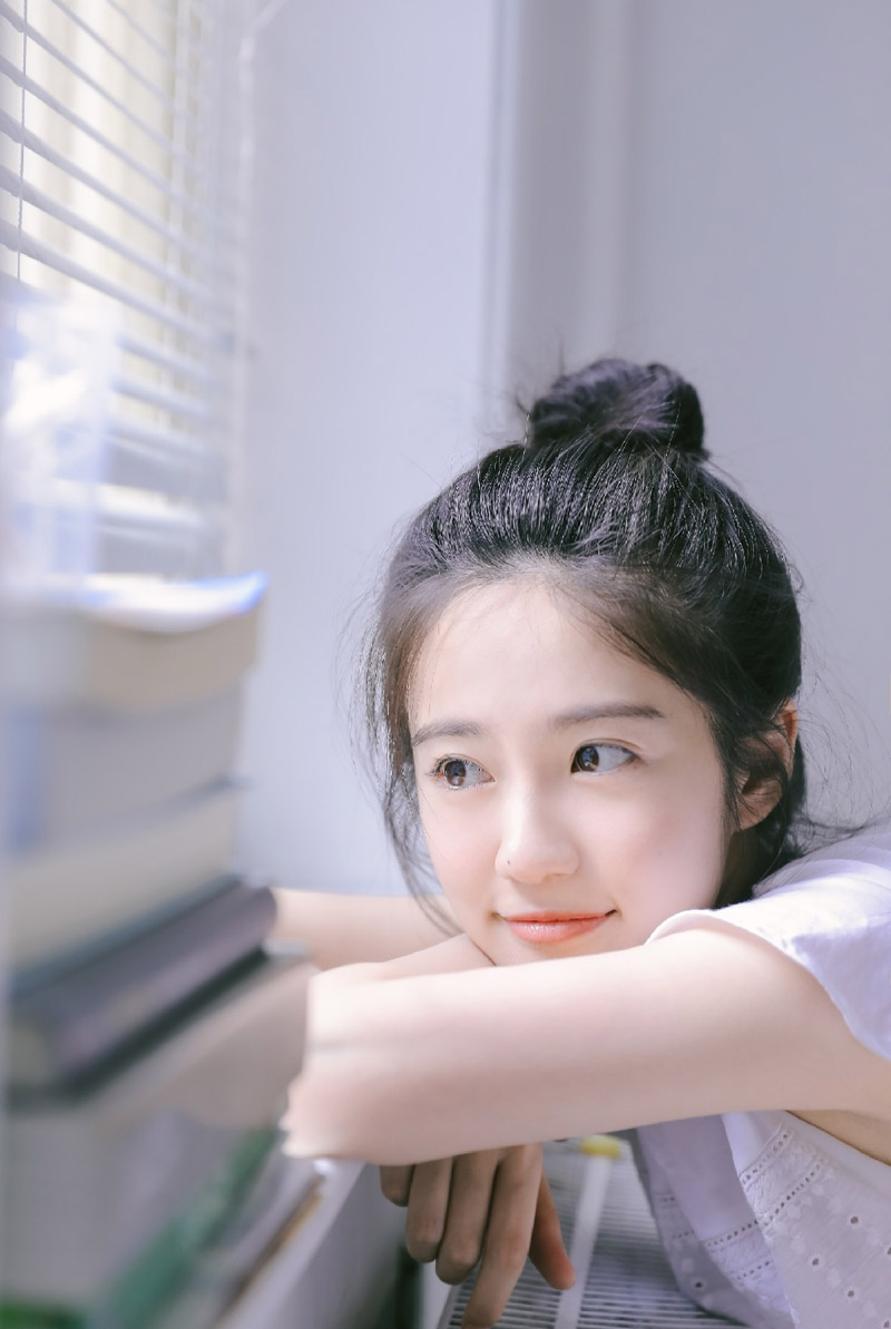 中国内地海市女演员汤梦佳清新温婉居家写真图片图片 中国内地海市女演员汤梦佳清新温婉居家写真图片图片