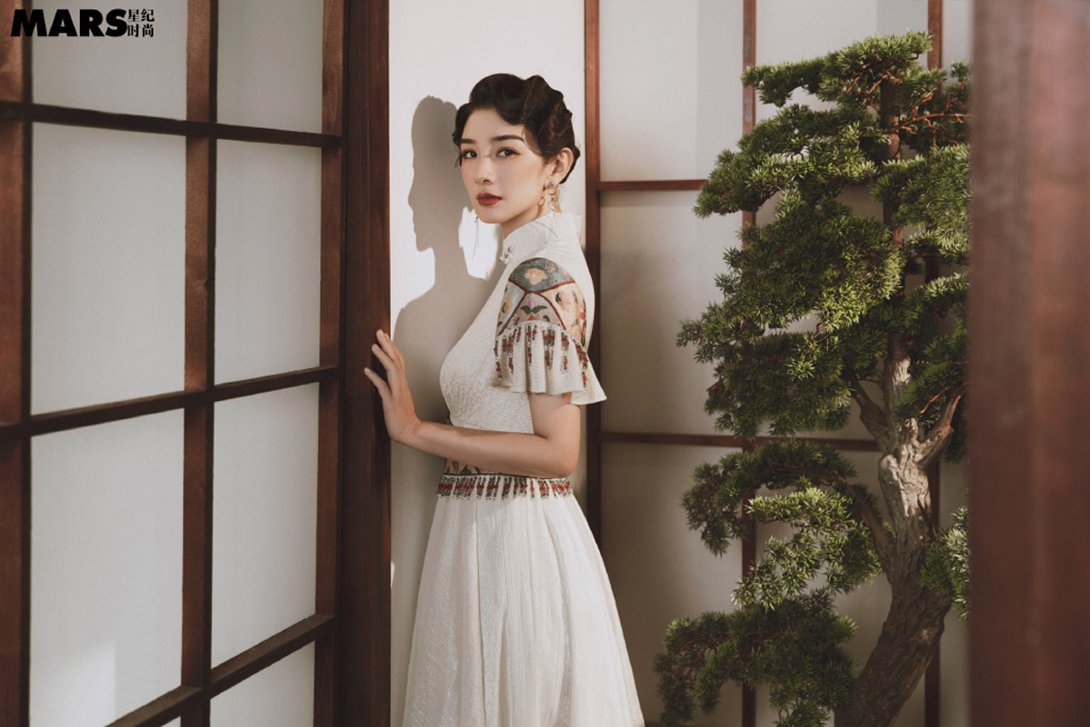 上海美女演员黄奕写真图片图片