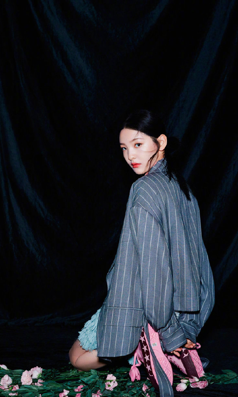 高清女明星模特章若楠酷美时尚写真图片图片