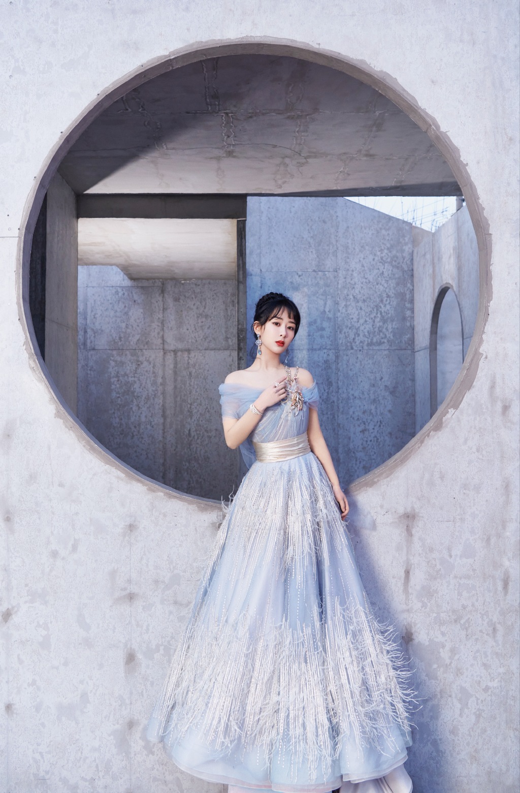 高清中国内地影视北京女演员杨紫微博之夜性感优雅写真图片图片