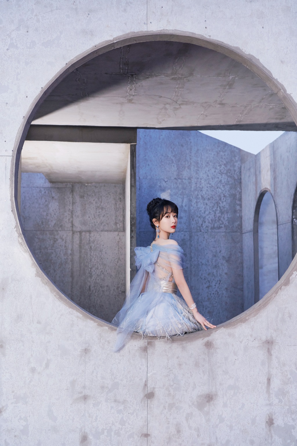 高清中国内地影视北京女演员杨紫微博之夜性感优雅写真图片图片