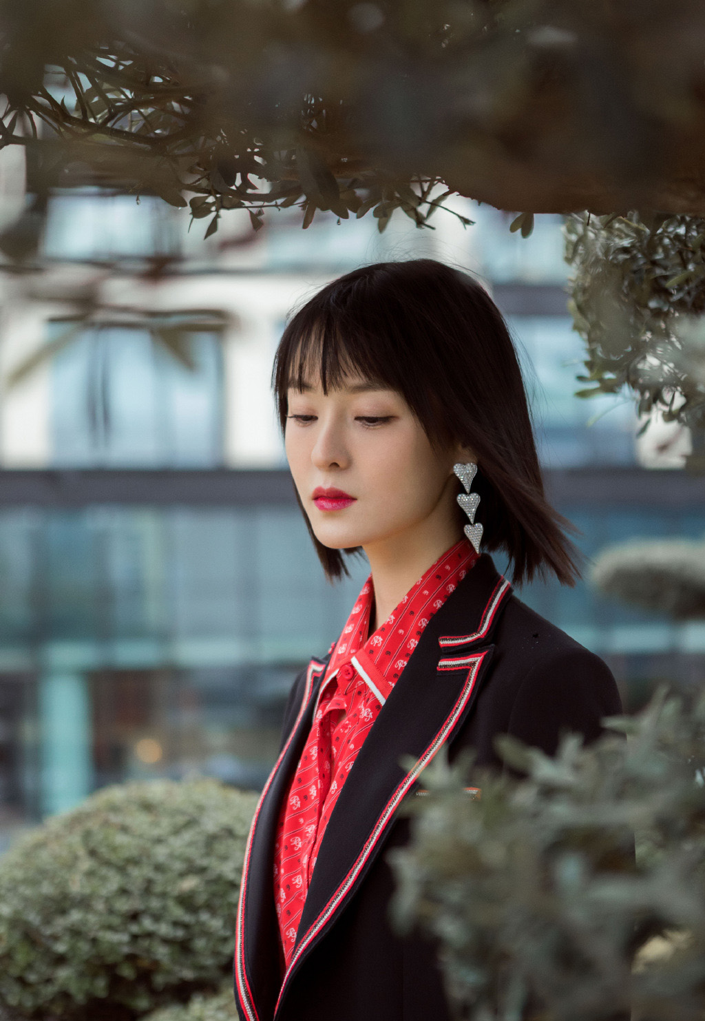 中国内地黑龙江女演员王佳宇2020秋冬时装发布会图片图片