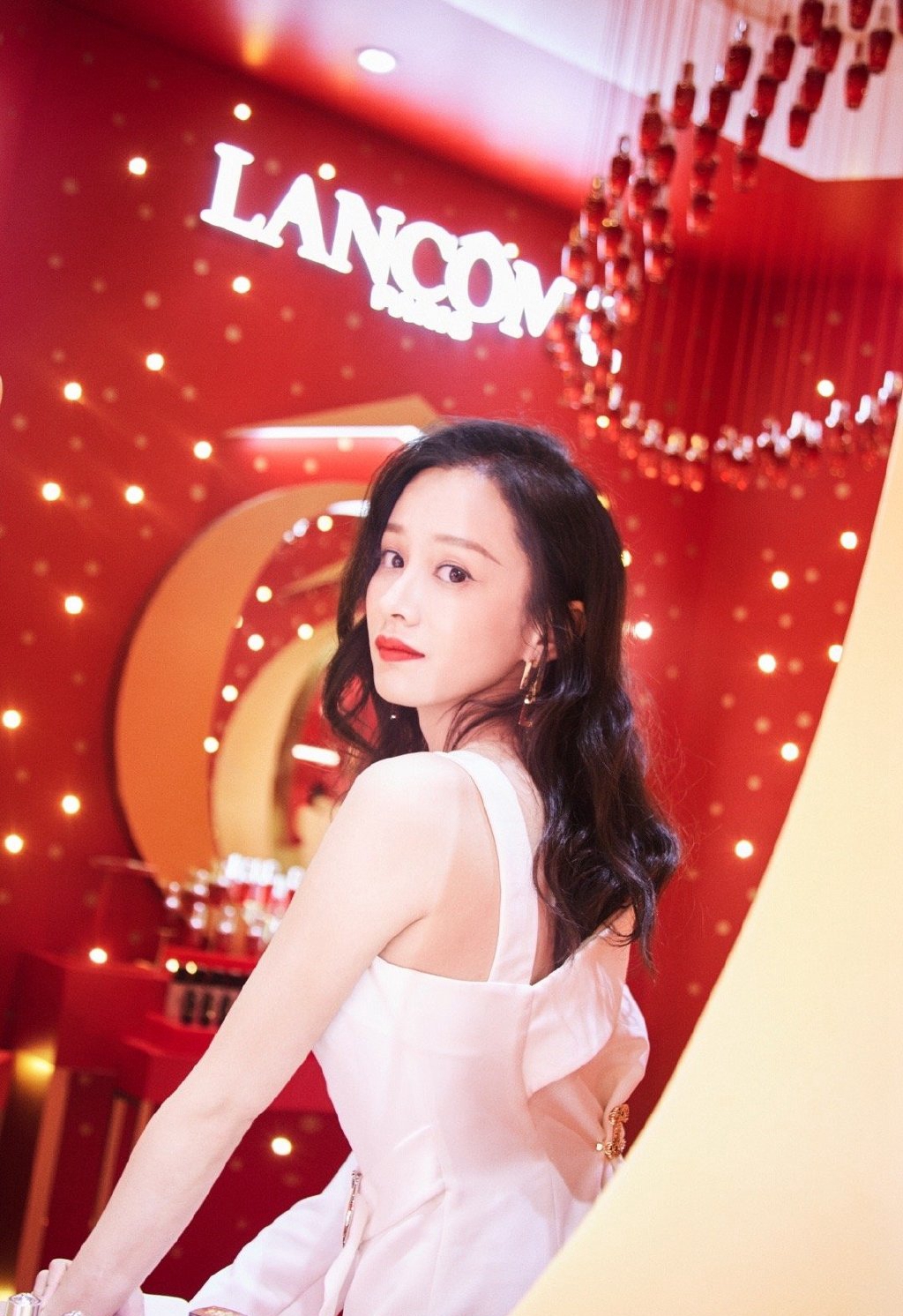 中国内地安徽省淮南市影视女演员陆妍淇性感靓丽写真图片图片