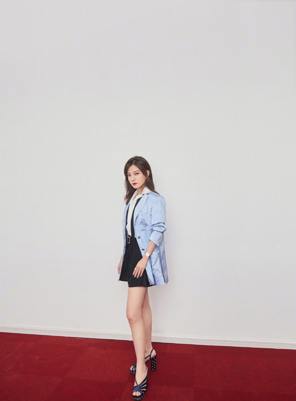 中国大陆安徽芜湖影视女演赵薇优雅公益活动写真图片图片