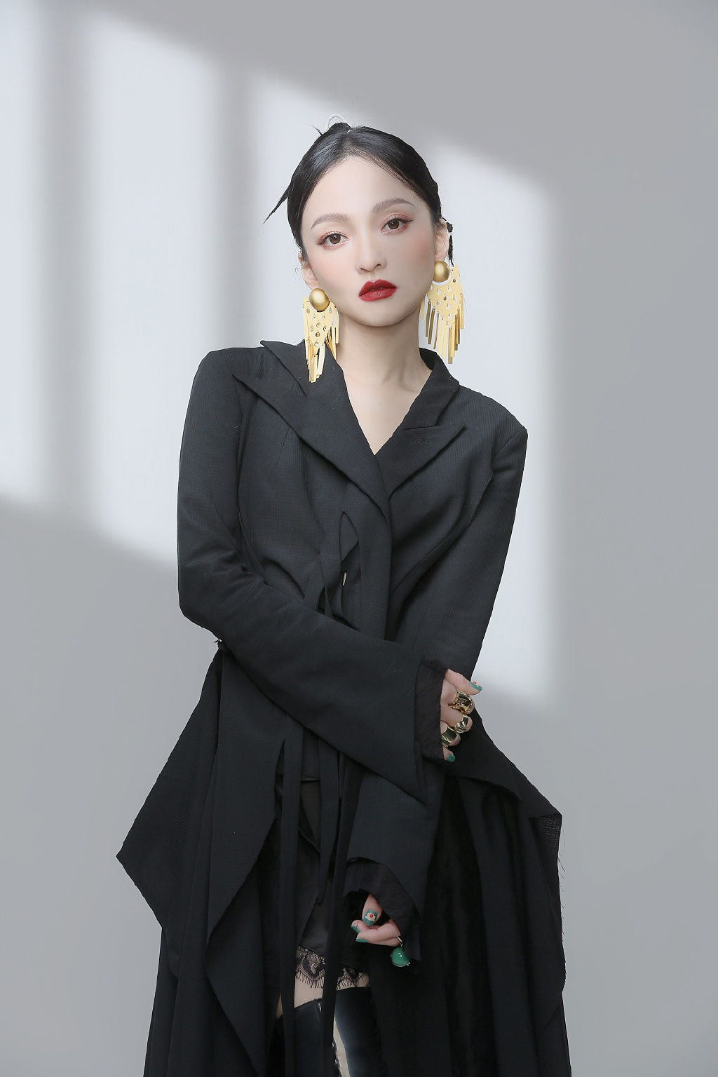 张韶涵清新优雅时尚写真图片图片