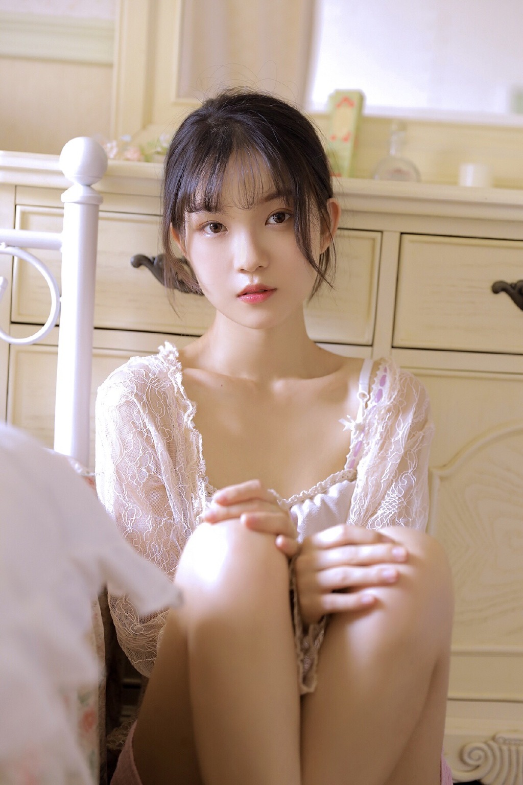 低胸装图片