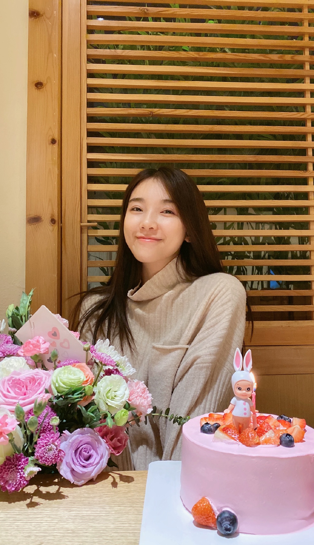 高清四川性感美女宁心清秀甜美图片图片