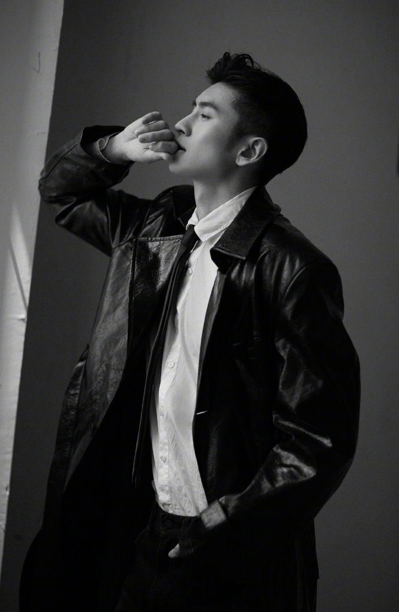 中国内地辽宁大连男演员张云龙魅力写真图片图片