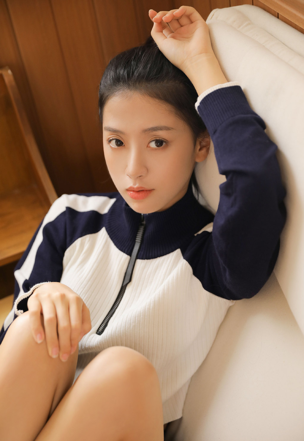 美女图片 运动装美女图片 健身美女图片 长腿美女图片图片