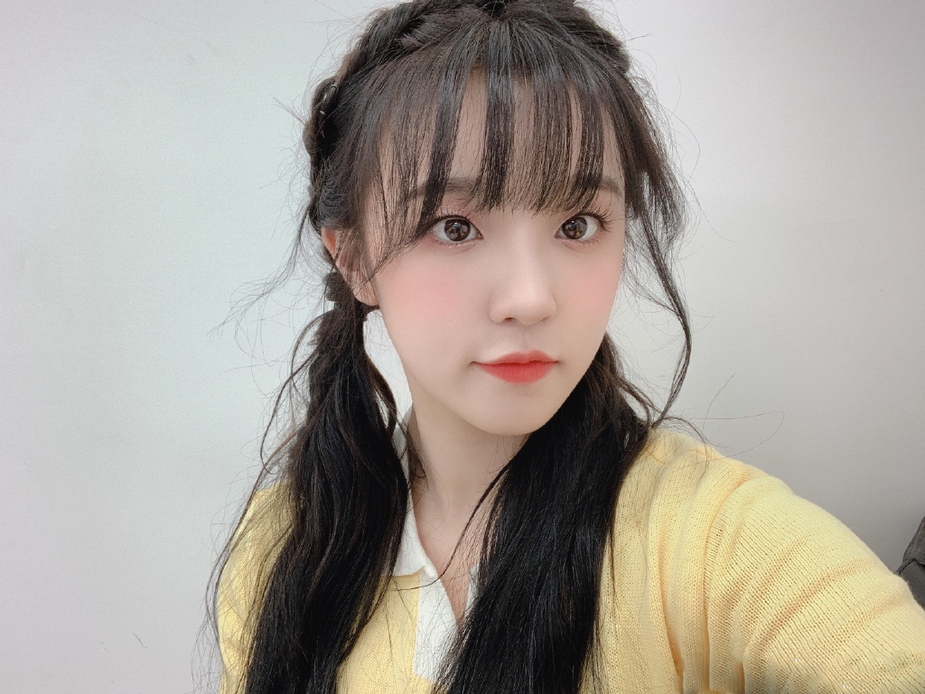 高清北京性感美女宋雨琦甜美粉嫩自拍图片图片