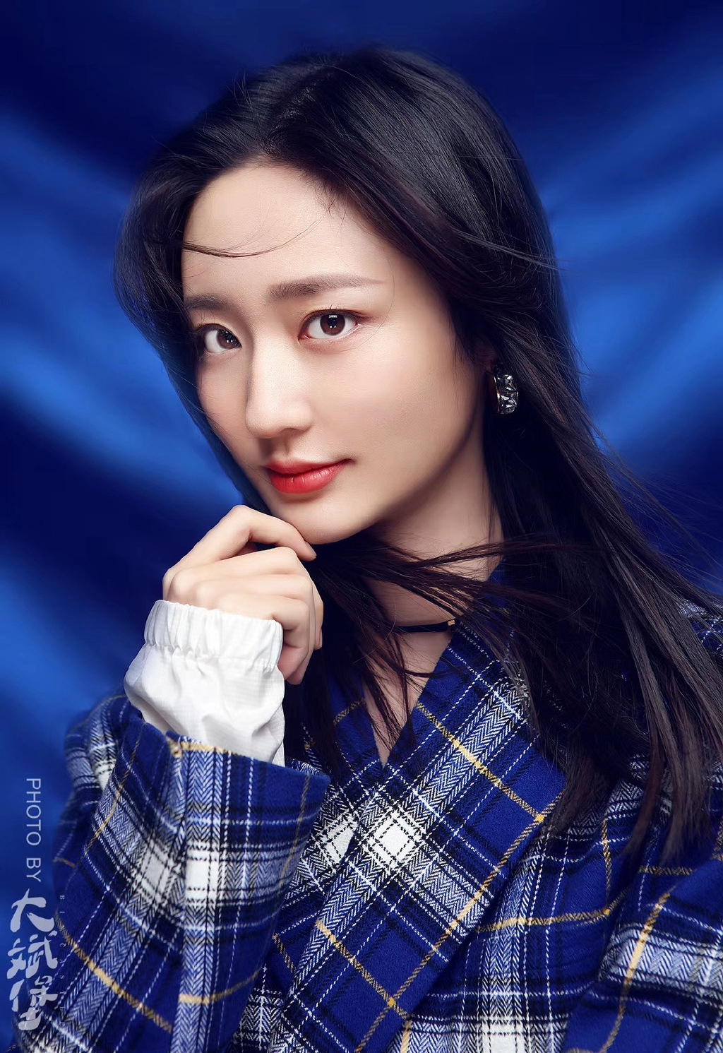 中国内地女演员王莫涵白裙仙气十足写真图片图片