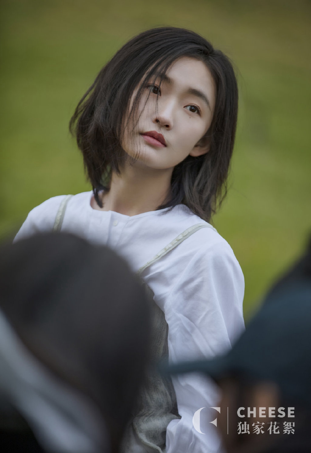 周依然图片