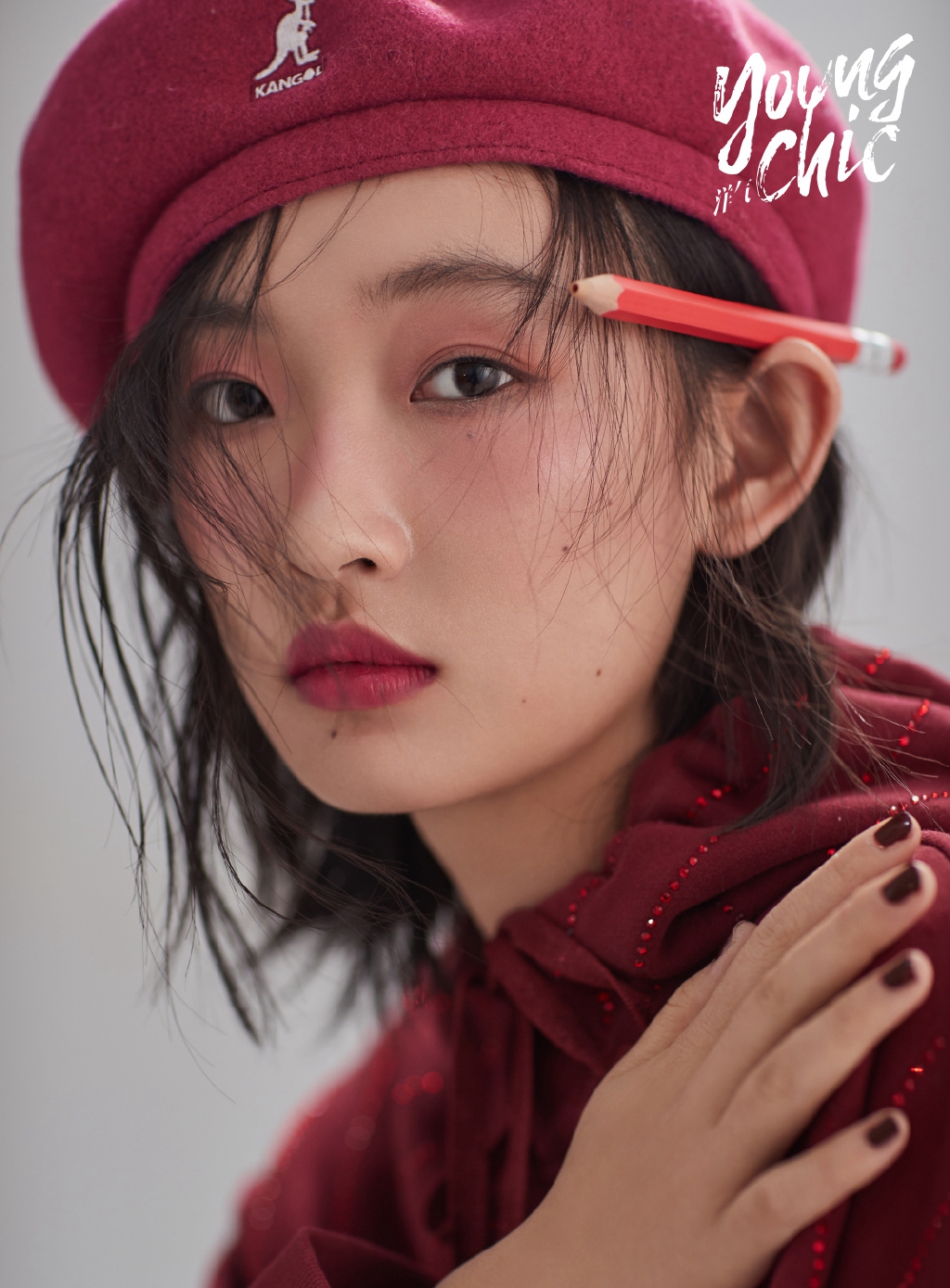周依然图片