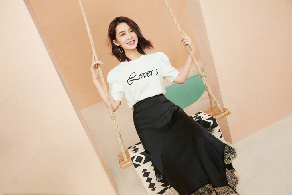 李沁图片