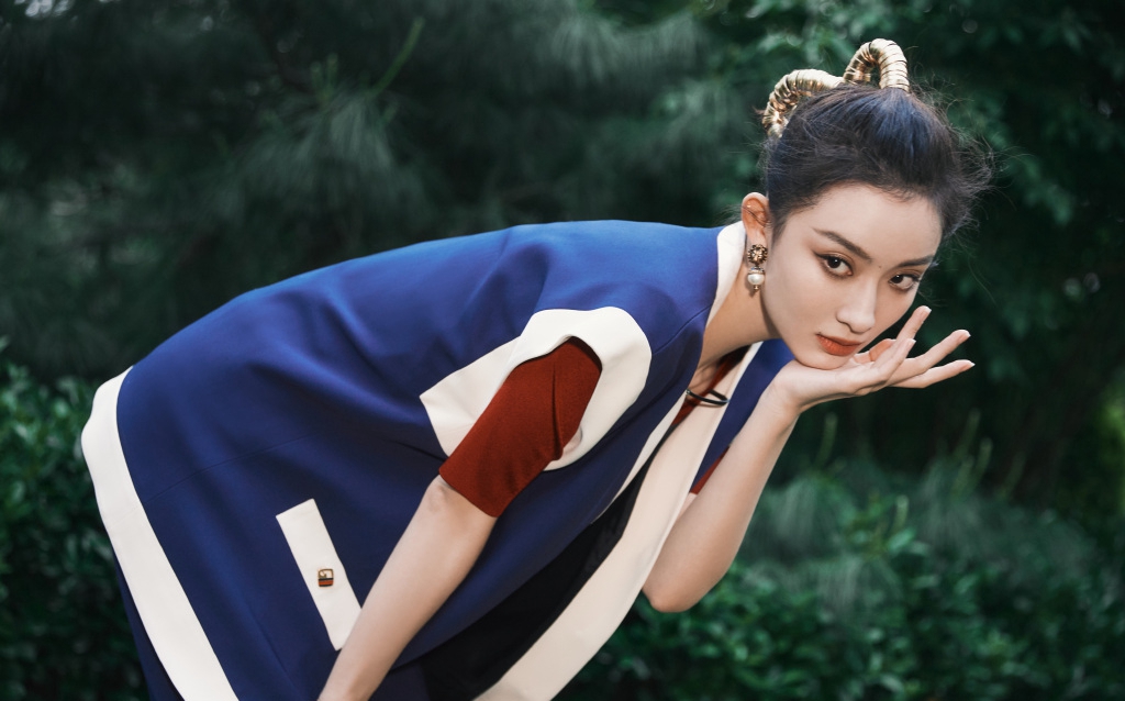 中国大陆北京女演员孙佳雨清爽甜酷写真图片图片