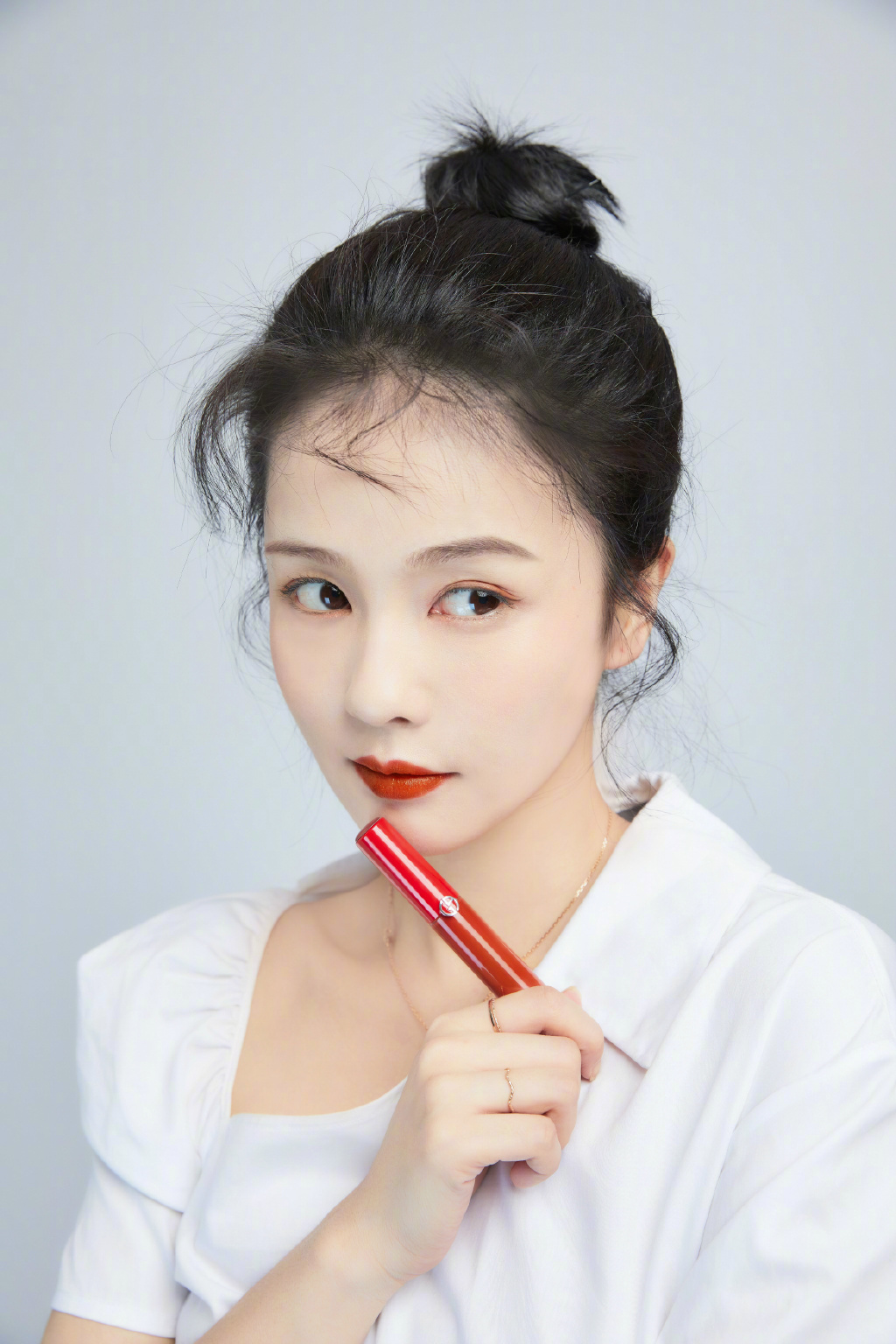 白鹿图片