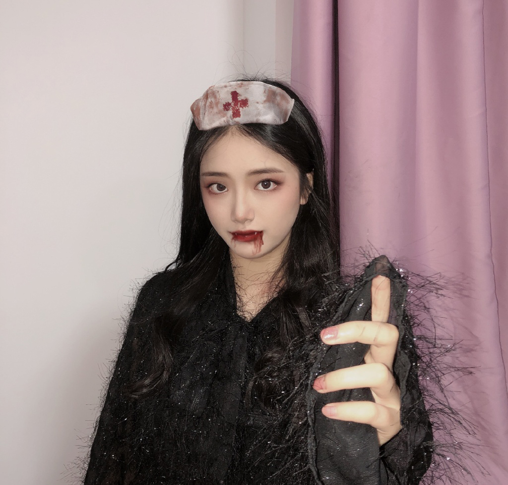 胡馨尹万圣节个性搞怪写真图片图片