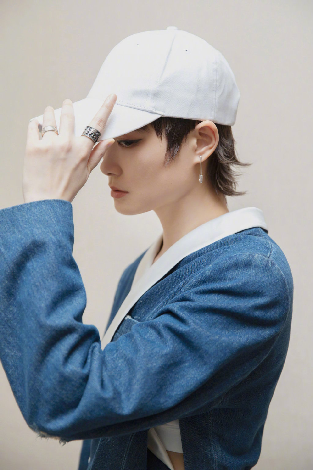 中国四川成都女歌手演员李宇春时尚个性活动写真图片图片
