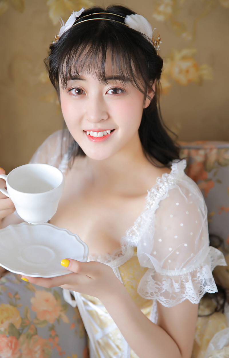 曹曦文图片