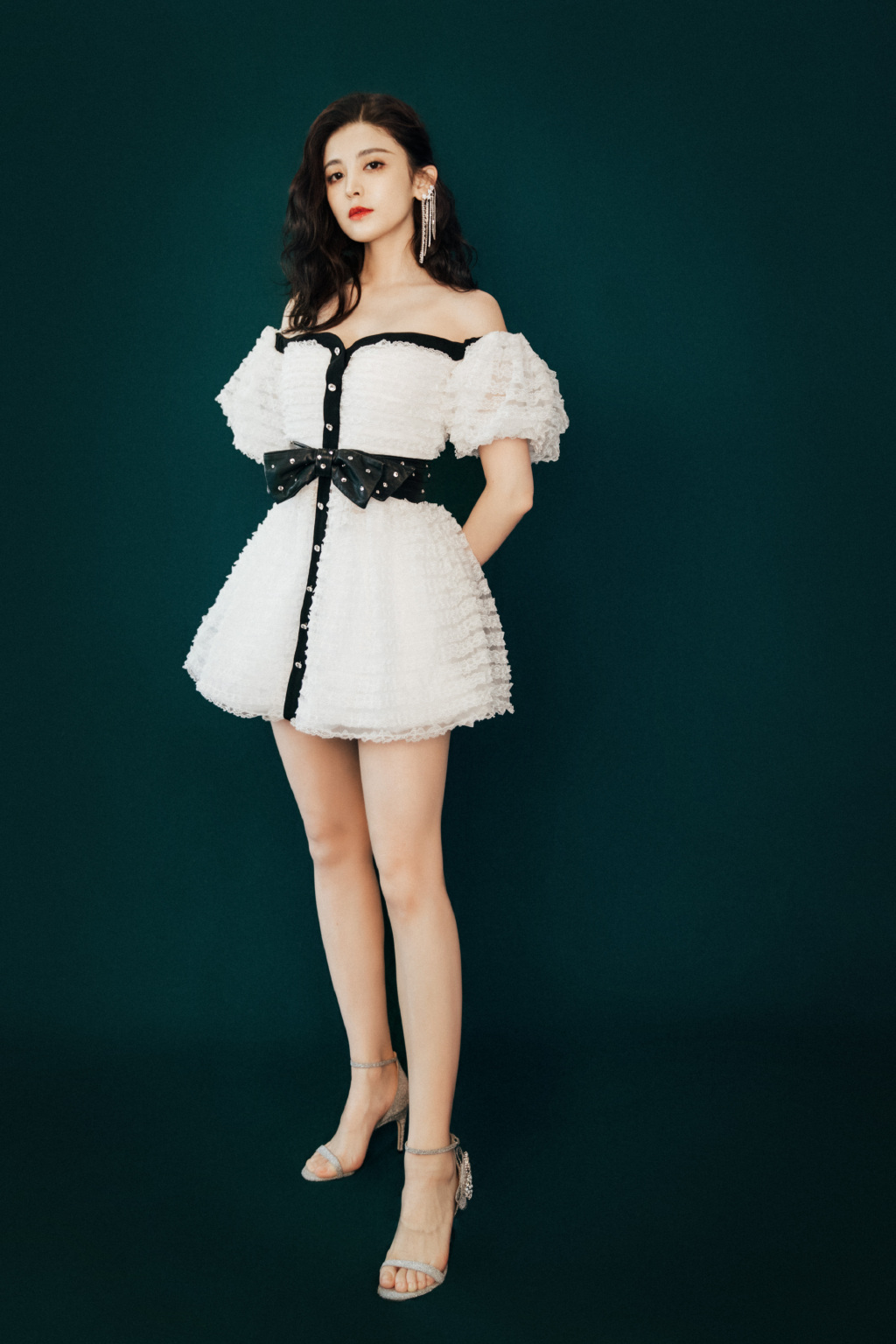 高清中国内地四川成都影视女演员王子文精致优雅写真图片图片