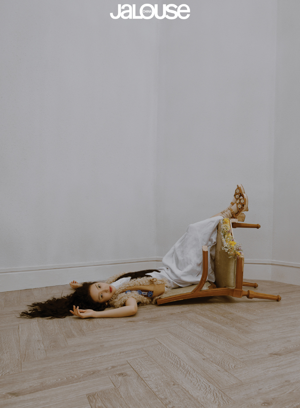 高清女明星模特章若楠酷美时尚写真图片图片