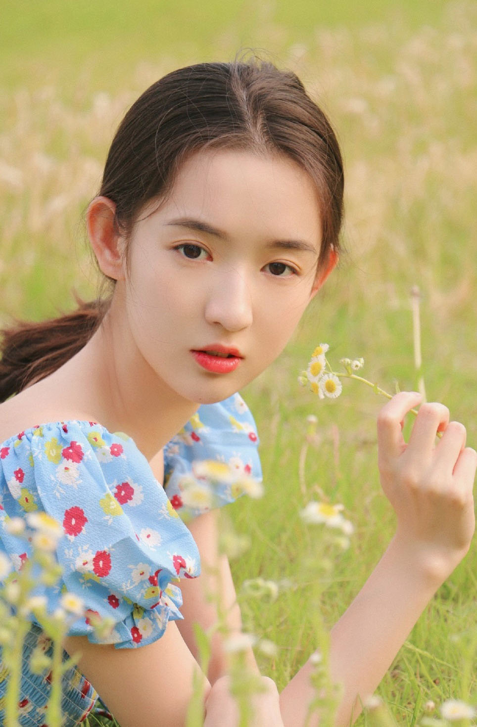 王玉雯优雅迷人活动写真图片图片