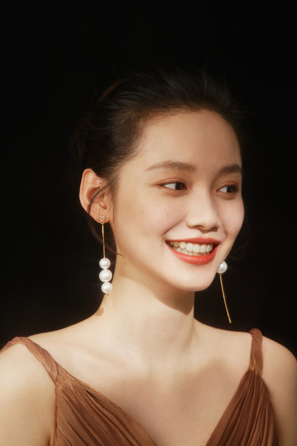 高清女星孙伊涵娇俏可人写真图片图片