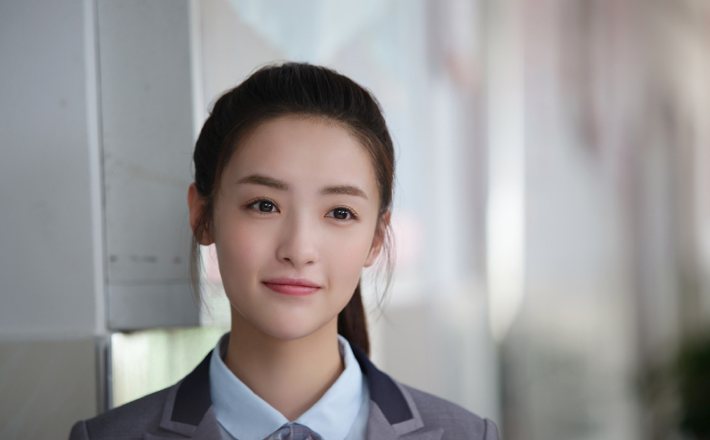中国内地女演员孙嘉琪性感写真图片图片