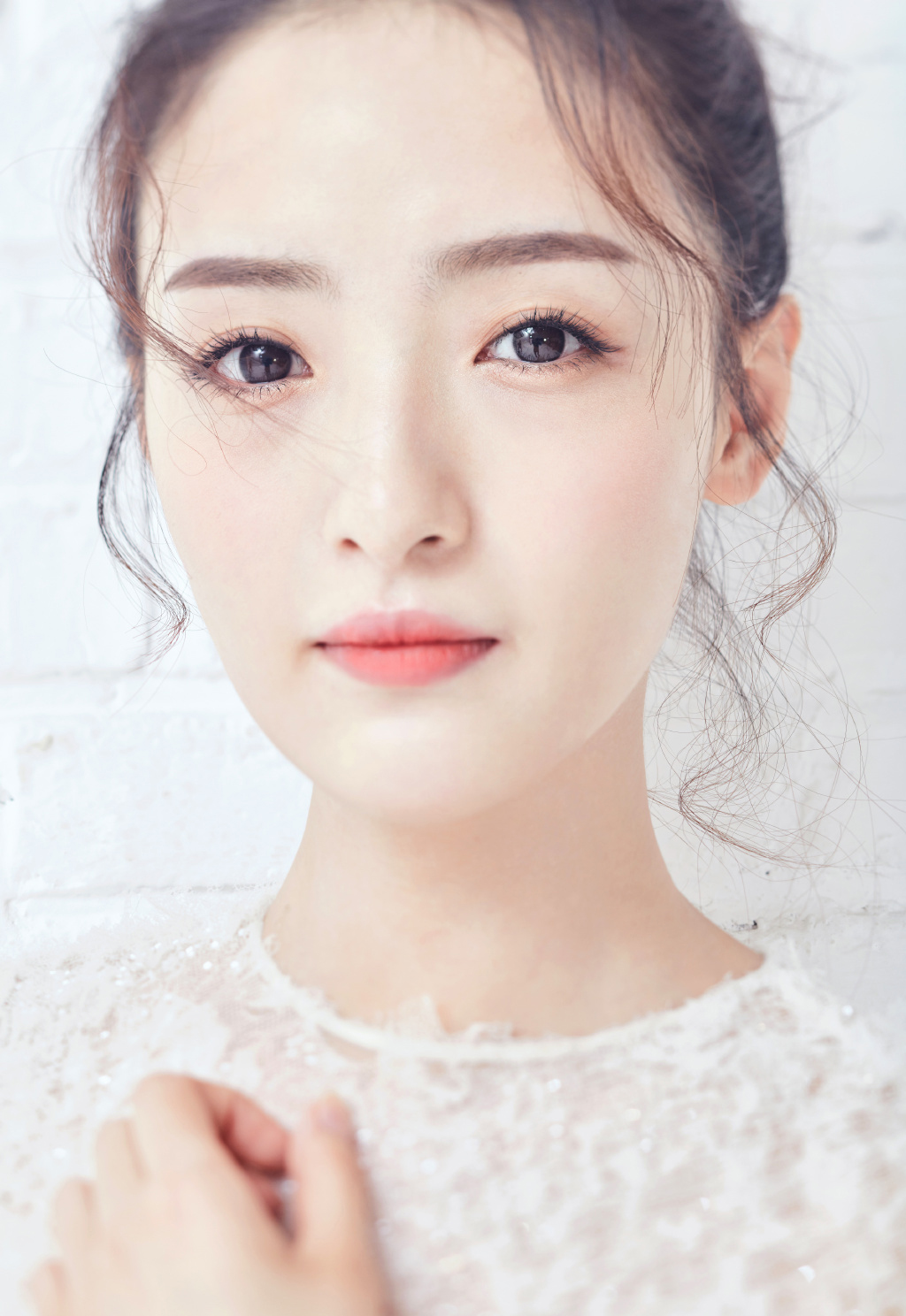中国内地女演员孙嘉琪假期甜美自拍照图片图片