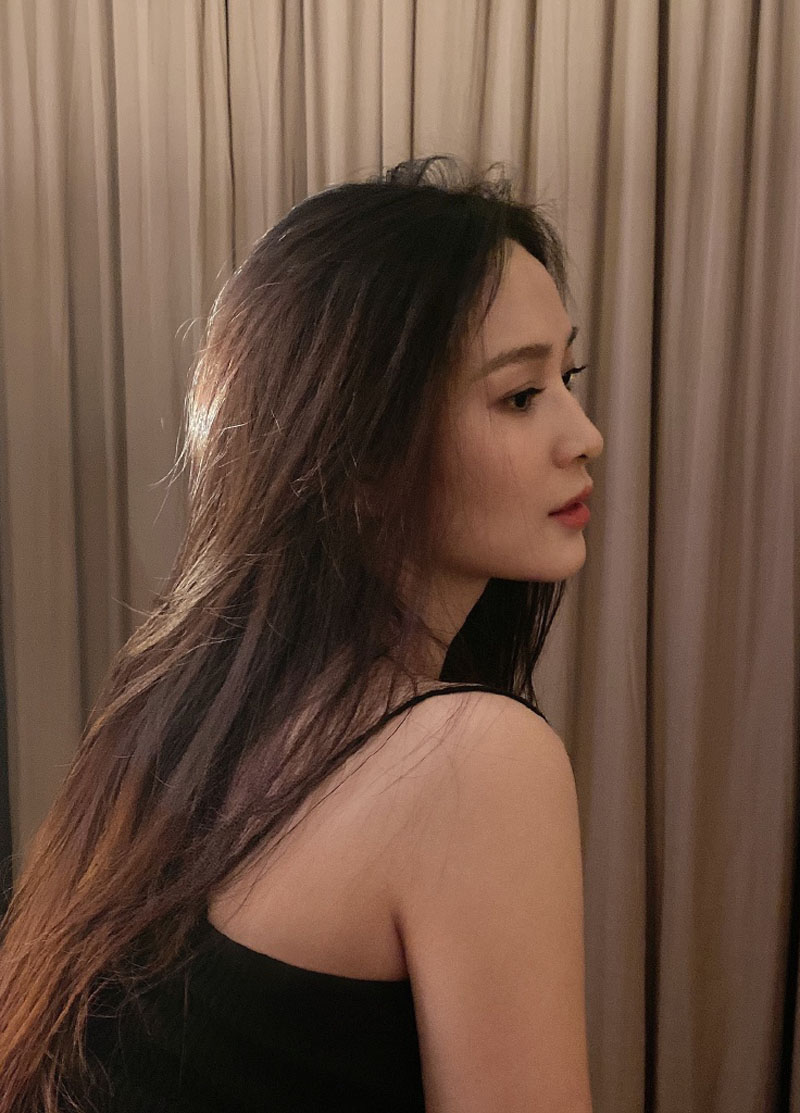 中国内地安徽女演员海铃清新甜美生活照图片图片
