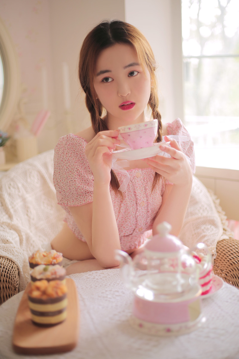 彭小苒图片