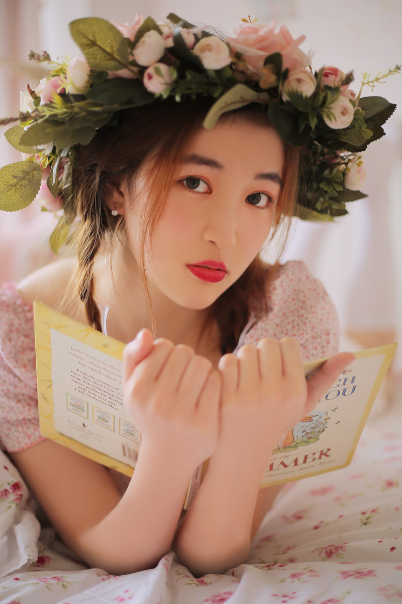 彭小苒图片