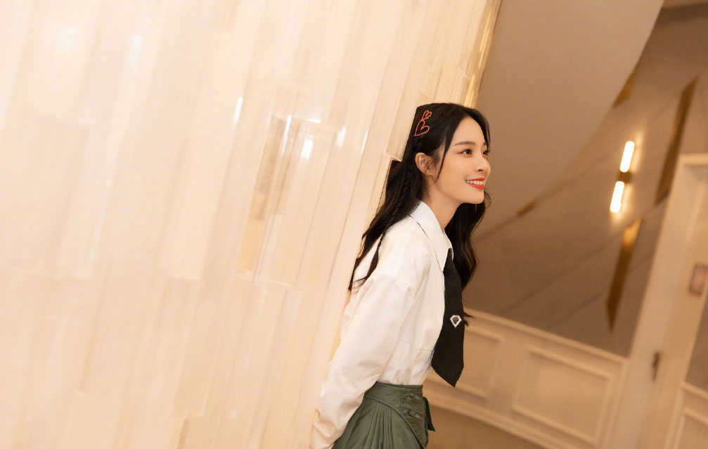 高清山东青岛美女李莎旻子甜美学院风写真图片图片 高清山东青岛美女李莎旻子甜美学院风写真图片图片