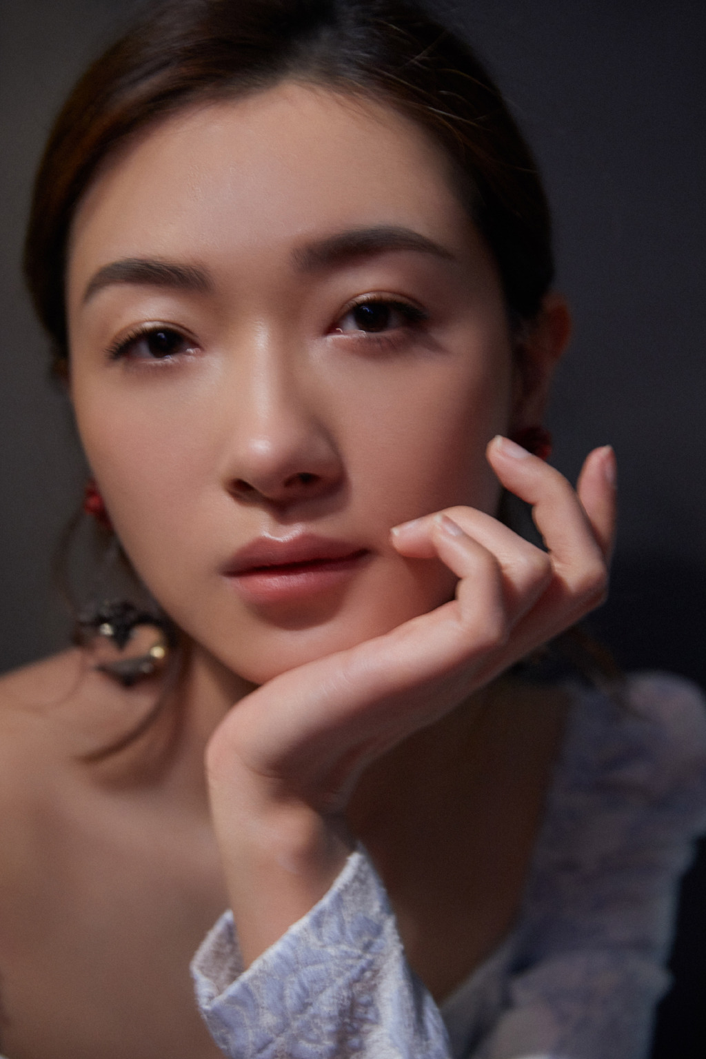 万茜成熟气质写真图片图片