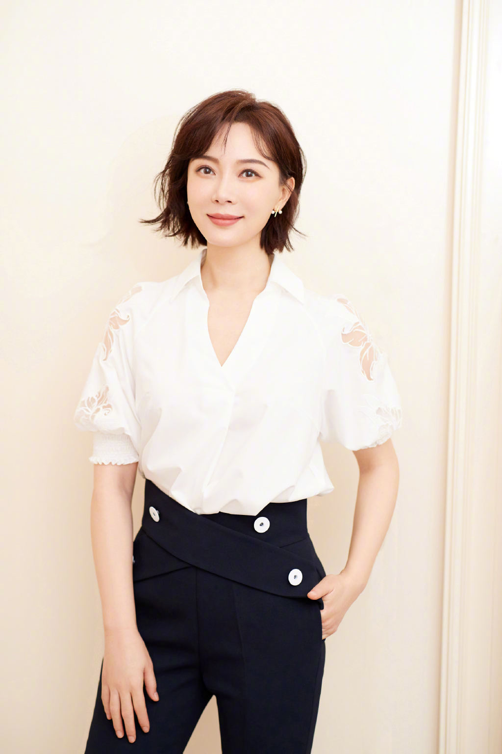 中国影视湖北黄石女演员性感红唇陈数彰显高贵冷艳图片