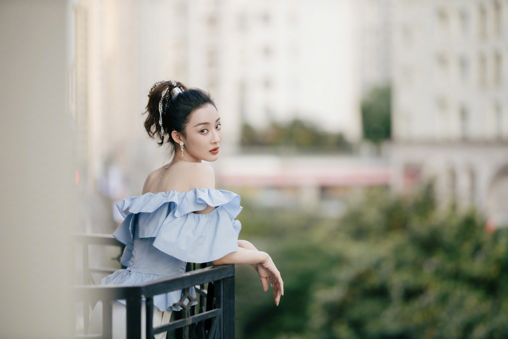 中国大陆北京女演员孙佳雨清爽甜酷写真图片图片