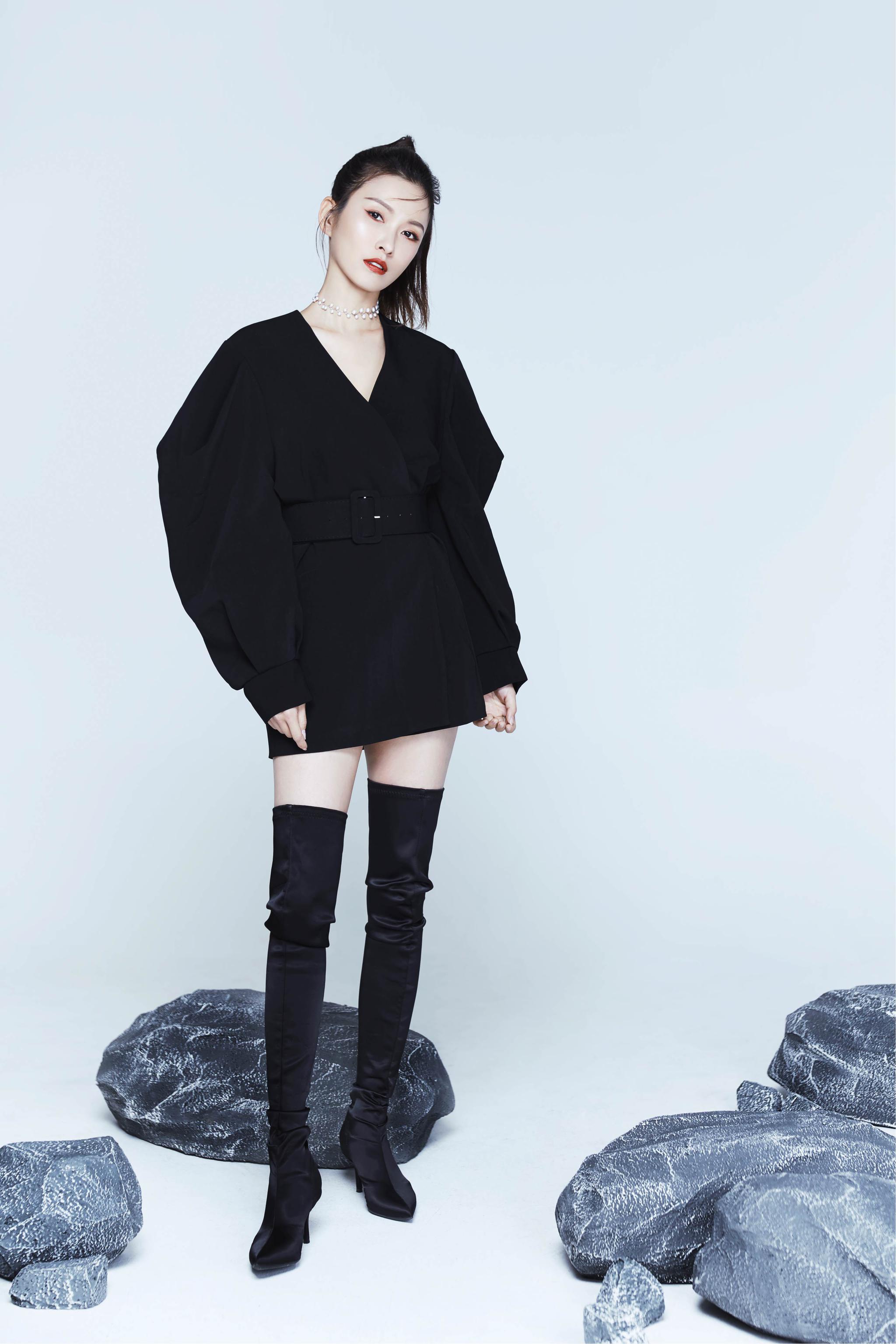 高清中国台湾美女徐洁儿情人节高清性感写真图片