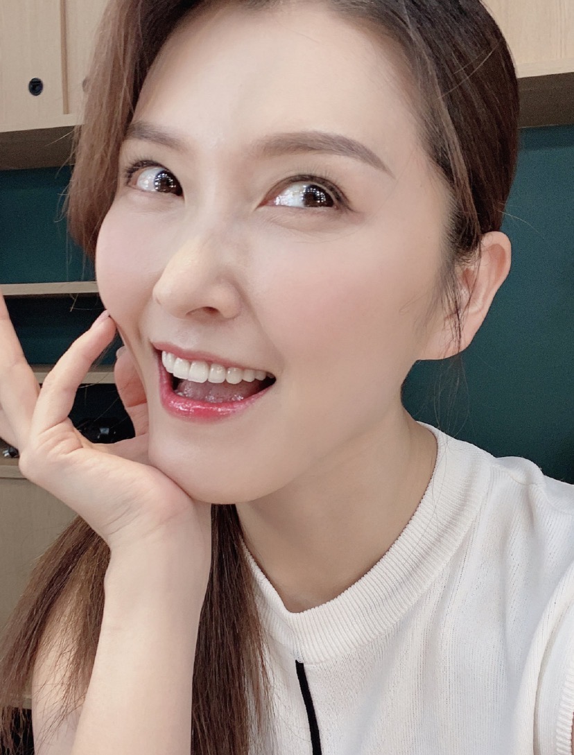 高清中国台湾美女徐洁儿情人节高清性感写真图片