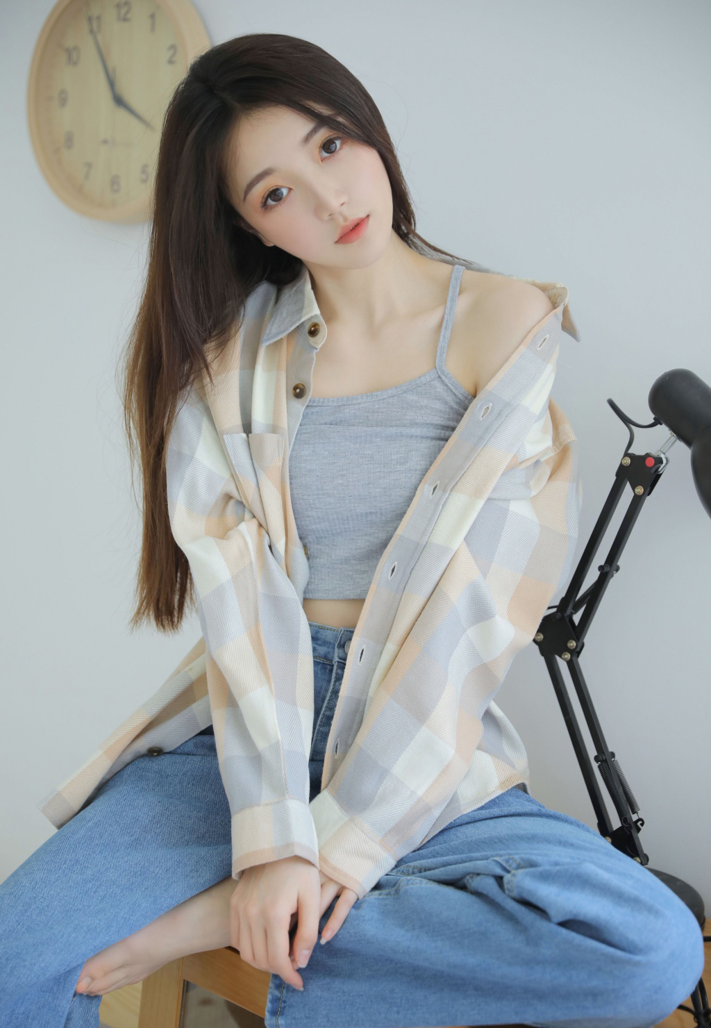 低胸装图片