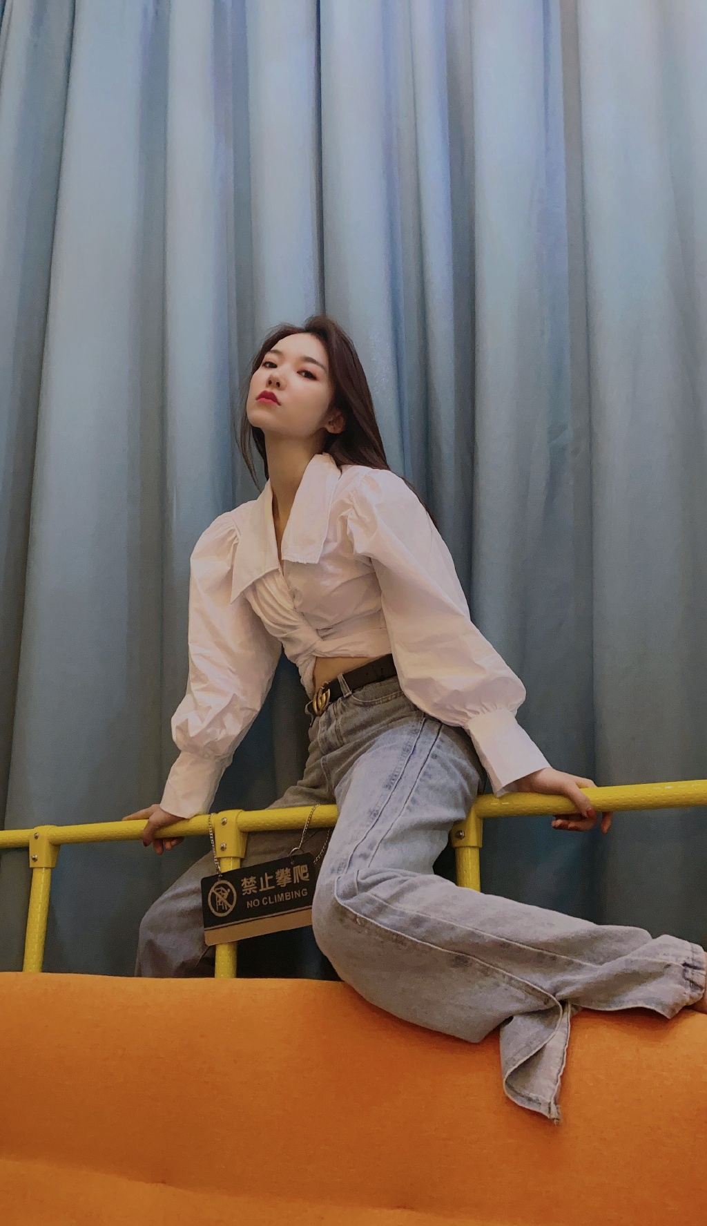 高清四川性感美女宁心露脐装性感写真图片图片