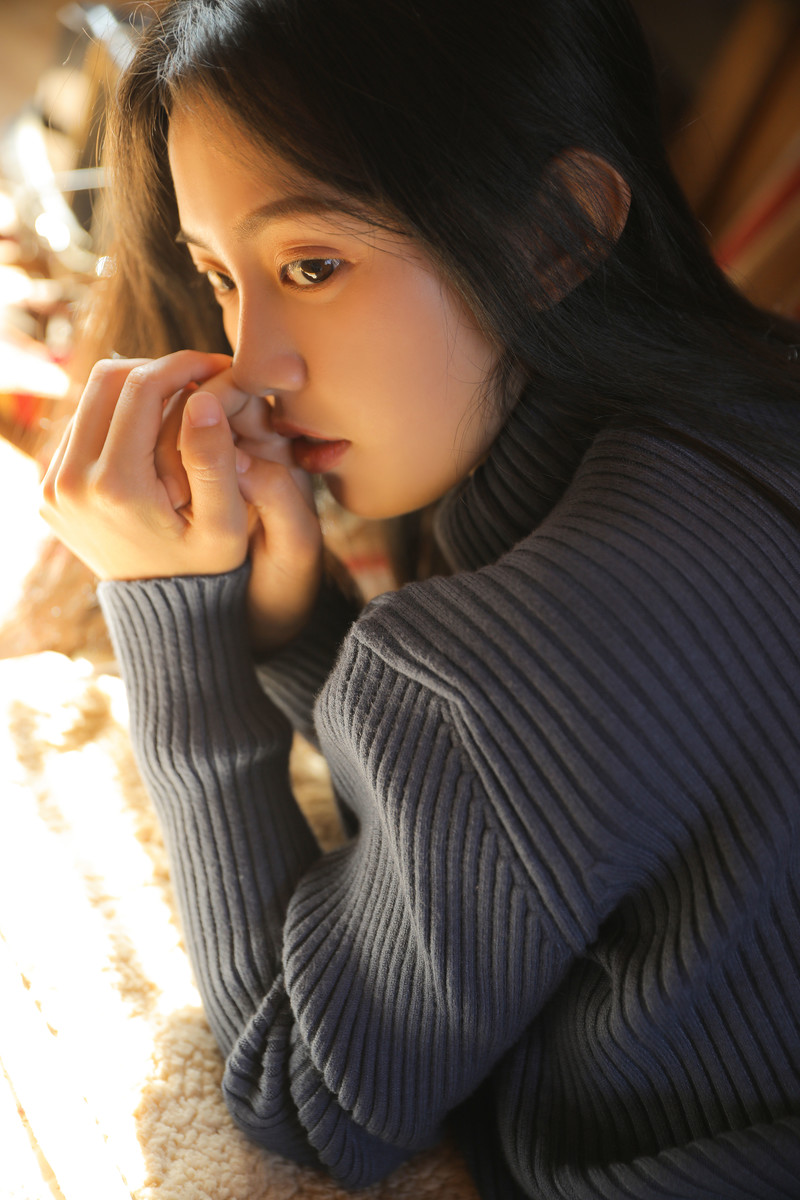 中国内地内蒙古自治区牙克石女演员叶青时尚个性写真图片图片