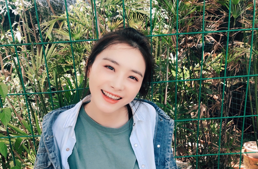 内地黑龙江省女演员王王嵛清新甜美写真图片图片